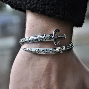 Punk Sword-Shaped Winding Bracelet